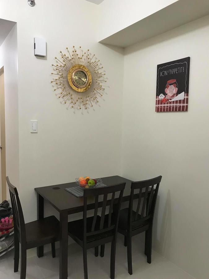 Jj Suites Tagaytay @ Wind Residences Tagaytay City Exteriör bild